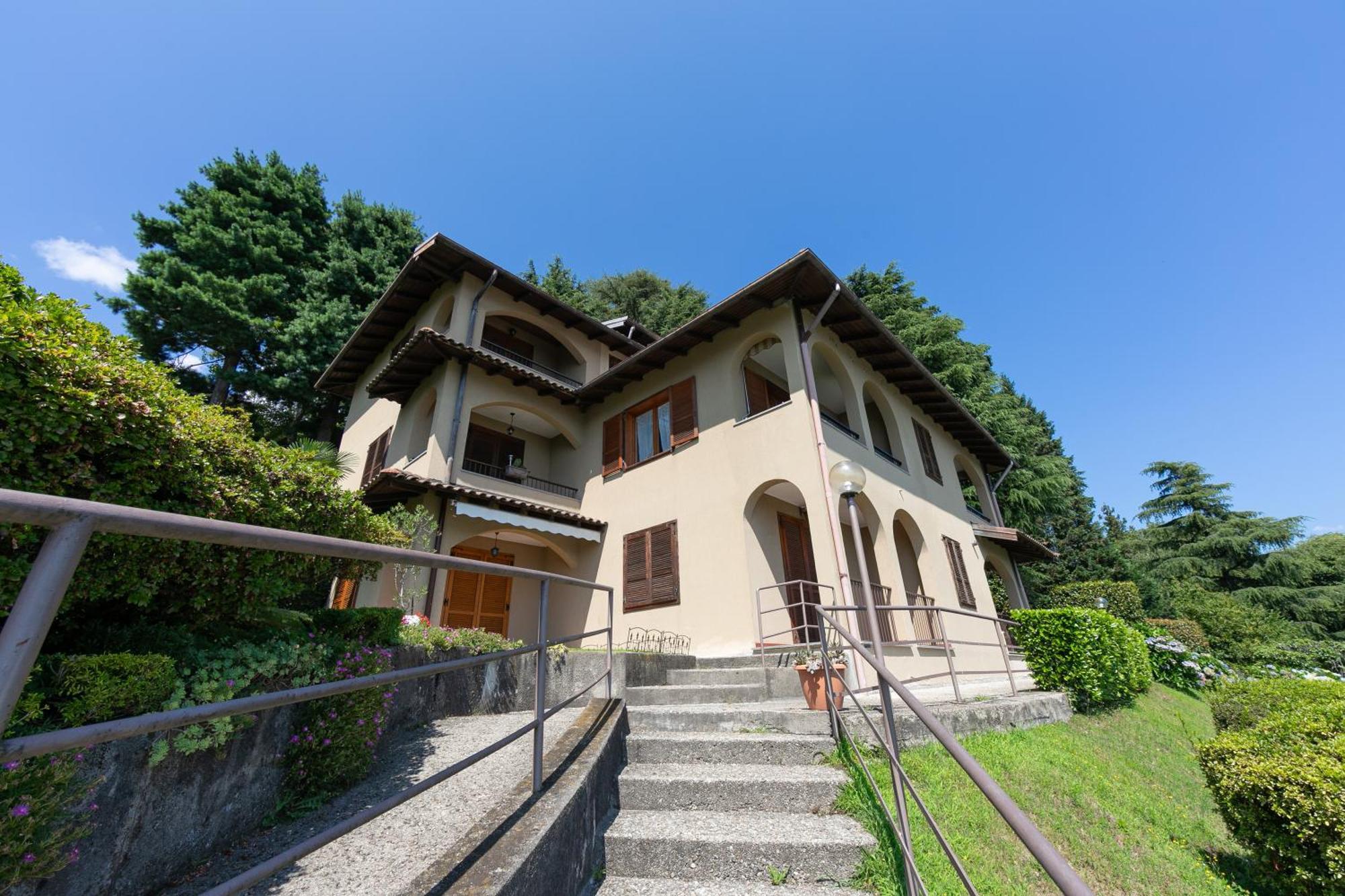 Pandora Lake View Stresa - Happy Rentals Dış mekan fotoğraf