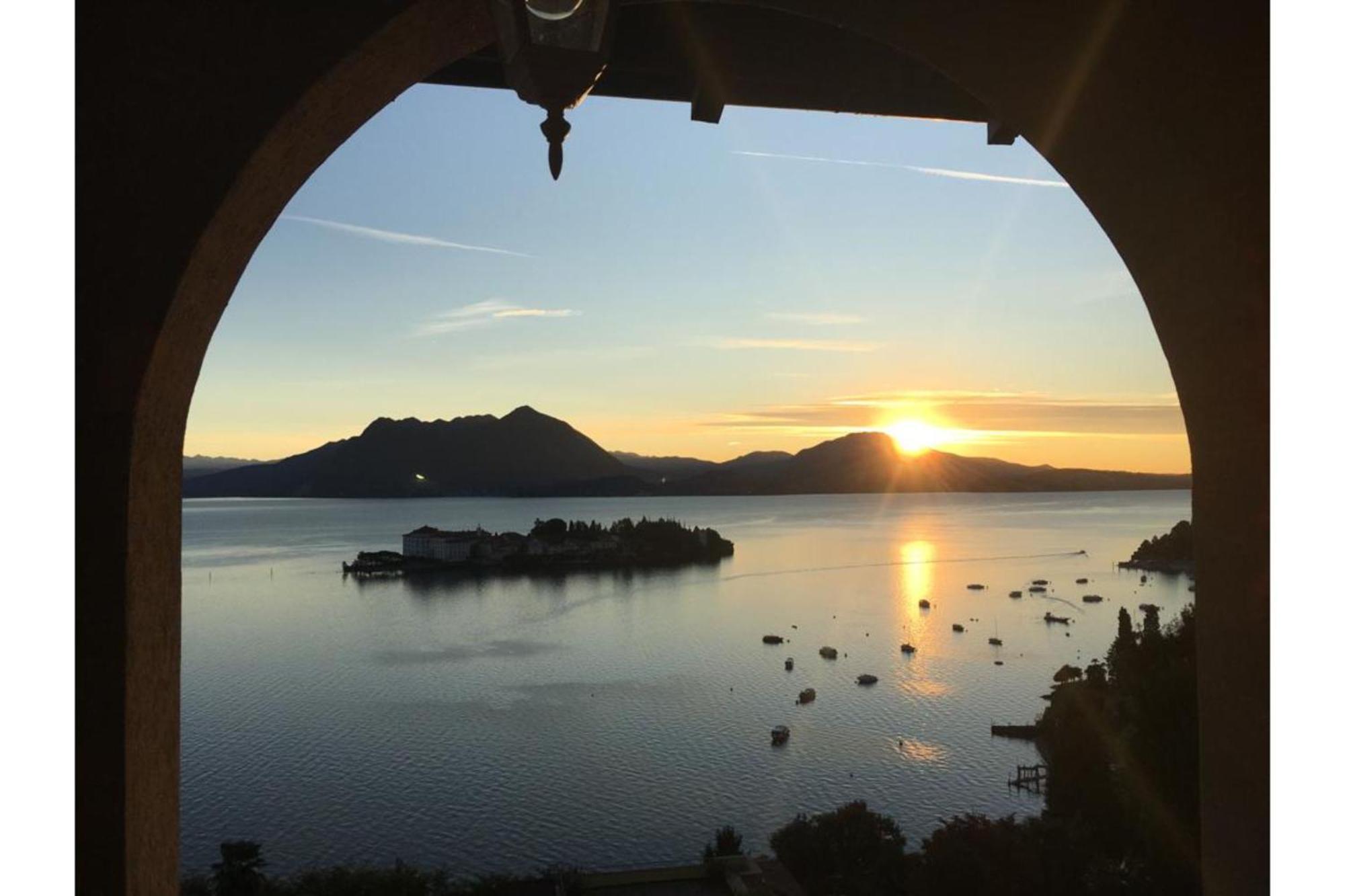 Pandora Lake View Stresa - Happy Rentals Dış mekan fotoğraf